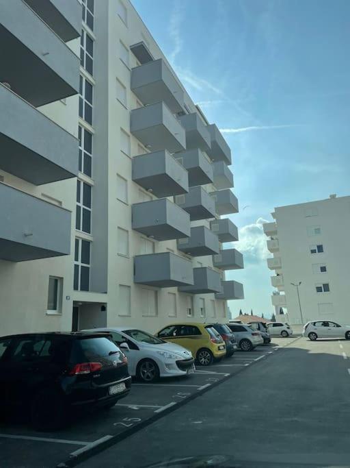 Zara Harmony Apartment Dış mekan fotoğraf